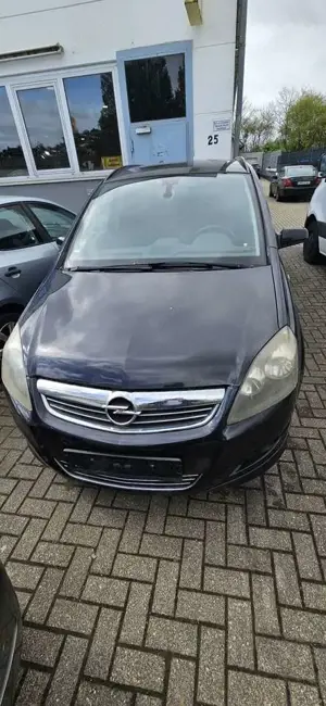 Opel Zafira Zafira Diesel 1.9 CDTI Sport