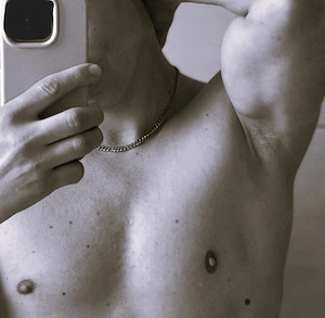 Suche eine Frauen ab18+ für Sex-Treffen zahle dir 250,-Euro.