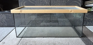 Nagarium 100x40x40 cm mit Abdeckung   sauber & gepflegt