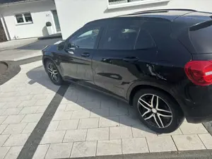 Mercedes-Benz GLA 220 GLA 220 CDI / d (156.903) Bild 5