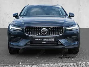 Volvo V60 Cross Country B4 AWD Plus Plus AWD Bild 3