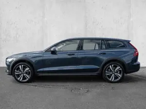 Volvo V60 Cross Country B4 AWD Plus Plus AWD Bild 5