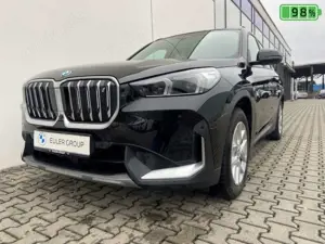 BMW iX1 xDrive 30 LkHz Keyless DrivAss HUD LCProf