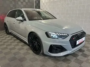 Audi RS4 Avant 2.9 TFSI qu.*MATRIX*ACC-360°-SP.AGA-20