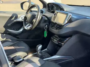 Peugeot 2008 Allure Bild 4