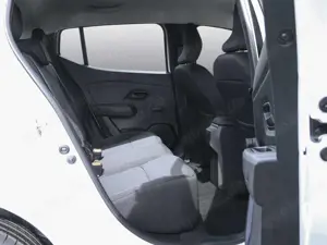 Dacia Sandero Bild 5
