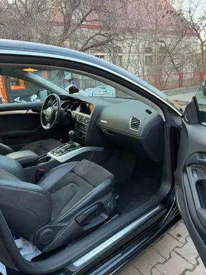 Audi A5 A5 Cabrio 2.0 TFSI quattro S tronic Bild 5