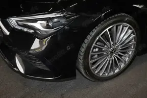 Mercedes-Benz CLA 180 Coupé Edition AMG BURMESTER+19"+360° Bild 3