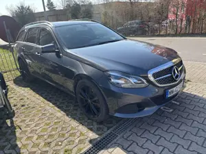 Mercedes-Benz E 200 T BlueTEC Edition