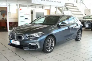 BMW 120 i Luxury Line Head Up Leder AHK M Sport Lenk