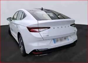 Skoda Enyaq Coupé iV 60 Loft Navi Pano AHK Kamera LM19 - image 2