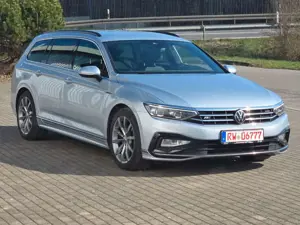 Volkswagen Passat Variant Passat/3xR-LINE/NAVI/MATRIX/AMBIENTE/AHK/ACC Bild 3