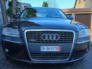 Audi A8 A8 4.2 FSI quattro Langversion
