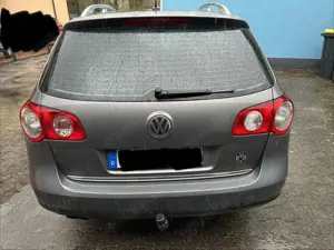 Volkswagen Passat Variant 2.0 TDI DPF DSG Highline Bild 4