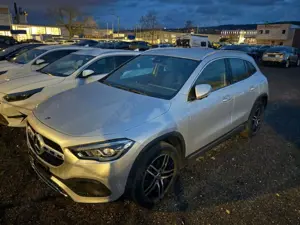 Mercedes-Benz GLA 220 d SERVICE + TÜV NEU*EXTRAS+1.Hd!