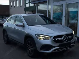 Mercedes-Benz GLA 220 d SERVICE + TÜV NEU*EXTRAS+1.Hd! Bild 5