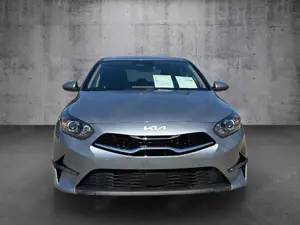Kia Ceed / cee'd Ceed 1.5 T-GDI Vision Sitzheizung*Rückfahrkamera Bild 3