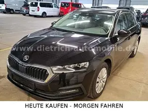 Skoda Octavia Combi 2,0 TDi DSG ACC KAMERA PDC SHZ DAB