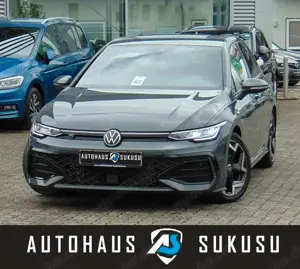 Volkswagen Golf VIII 1.5 TSI R-Line - ACC - Kamera -
