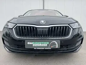 Skoda Octavia Combi 2.0 TDI DSG 4x4 Clever 144€ m.20% Anz. AHK Bild 4