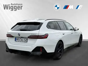 BMW 520 d Touring/M-Sportpaket/HUD/AHK-elekt./HarmanKardon Bild 3