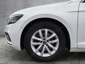Volkswagen Passat Variant Business 2.0 TDI DSG AHK/ACC/NAV Bild 5