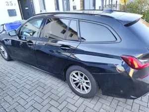 BMW 320 320i Touring Aut. M Sport Bild 3