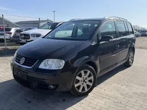 Volkswagen Touran Touran 2.0 TDI Highline Xenon S-Dach Temp Klimaaut