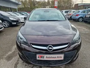 Opel Astra J Sports Tourer Style
