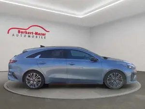 Kia ProCeed / pro_cee'd Proceed 1.6 T-GDI GT *JBL*NAVI*PANO... Bild 2