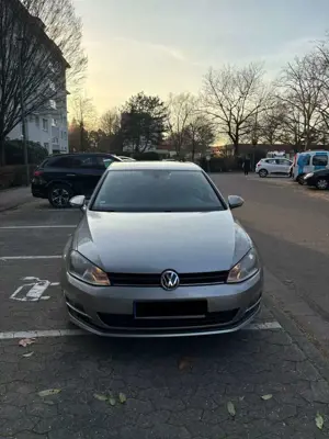 Volkswagen Golf 1.2 TSI BlueMotion Technology Comfortline Bild 3