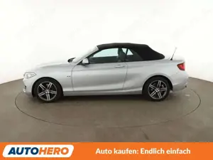 BMW 220 220i Sport Line Aut.*NAVI*TEMPO*PDC*SHZ* Bild 3