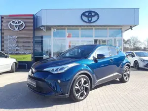 Toyota C-HR 2.0 Hybrid - Team D - mit Winterrädern