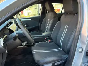 Opel Corsa F GS Bild 4