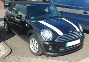 MINI Cooper Cabrio sehr gepflegt 1.Hd unfallfrei EZ 09.2014 89tkm HU: NEU Inspektion: NEU, Klima, Te