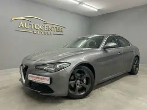 Alfa Romeo Giulia Super *AUTOMATIK*NAVI*LEDER*