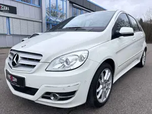 Mercedes-Benz B 180 B180 Automatik*NAVI-EURO5-AHK-ALU-TEMPOMAT-2.HAND*