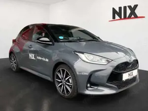 Toyota Yaris 1.5 Hybrid GR Sport LED KAMERA Bild 2