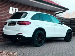 Mercedes-Benz GLC 250 4Matic AMG*Pano*Scheckheft*1.HD Bild 5