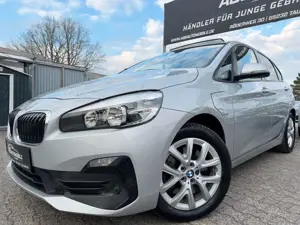 BMW 225 225xe Active Tourer PANO*Leder*HK*Kamera*Sport
