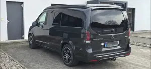 Mercedes-Benz V 300 4MATIC AMG Line AWD Edition Airmatik Bild 4