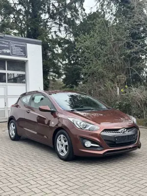 Hyundai i30 Scheckheft Hyundai /Tüv Neu/Service Neu