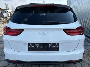 Kia Ceed SW / cee'd SW Sportswagon TOP 1.5 T-GDI 140 PS DCT Navi-Apple... Bild 5