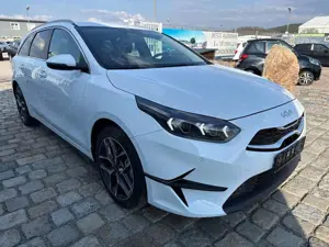 Kia Ceed SW / cee'd SW Sportswagon TOP 1.5 T-GDI 140 PS DCT Navi-Apple... Bild 3