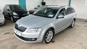 Skoda Octavia Combi 2.0 TDI Elegance*Navi*Xenon* Bild 1