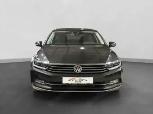 Volkswagen Passat Variant Highline BMT/Start-Stopp *LED*AHK*ACC*SHZ*Kamera* Bild 2