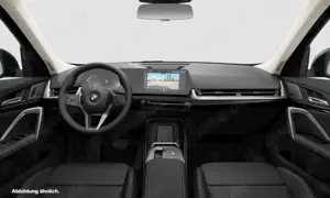 BMW X1 sDrive20i Head-Up HK HiFi DAB LED Pano.Dach Bild 3
