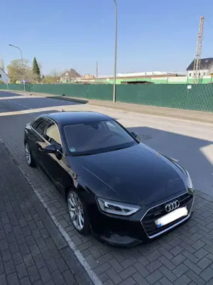 Audi A4 40 TDI quattro S tronic line