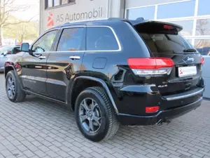 Jeep Grand Cherokee 3.0CRD Overland BiXen*Pano*Kam*AHK Bild 4