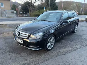 Mercedes-Benz C 200 C 200 T CDI BlueEfficiency Xenon Pano Navi